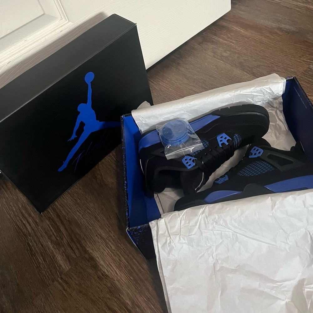 Jordan 4s Blue thunders Women's Sneakers